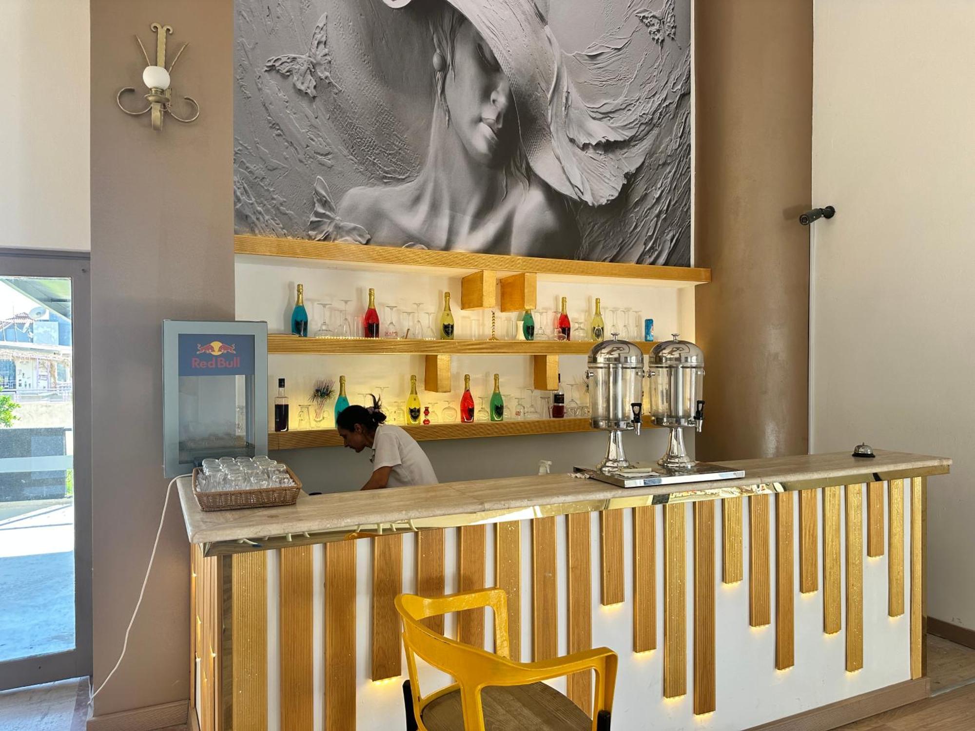 Silver Tower Residence Kusadasi Exterior photo